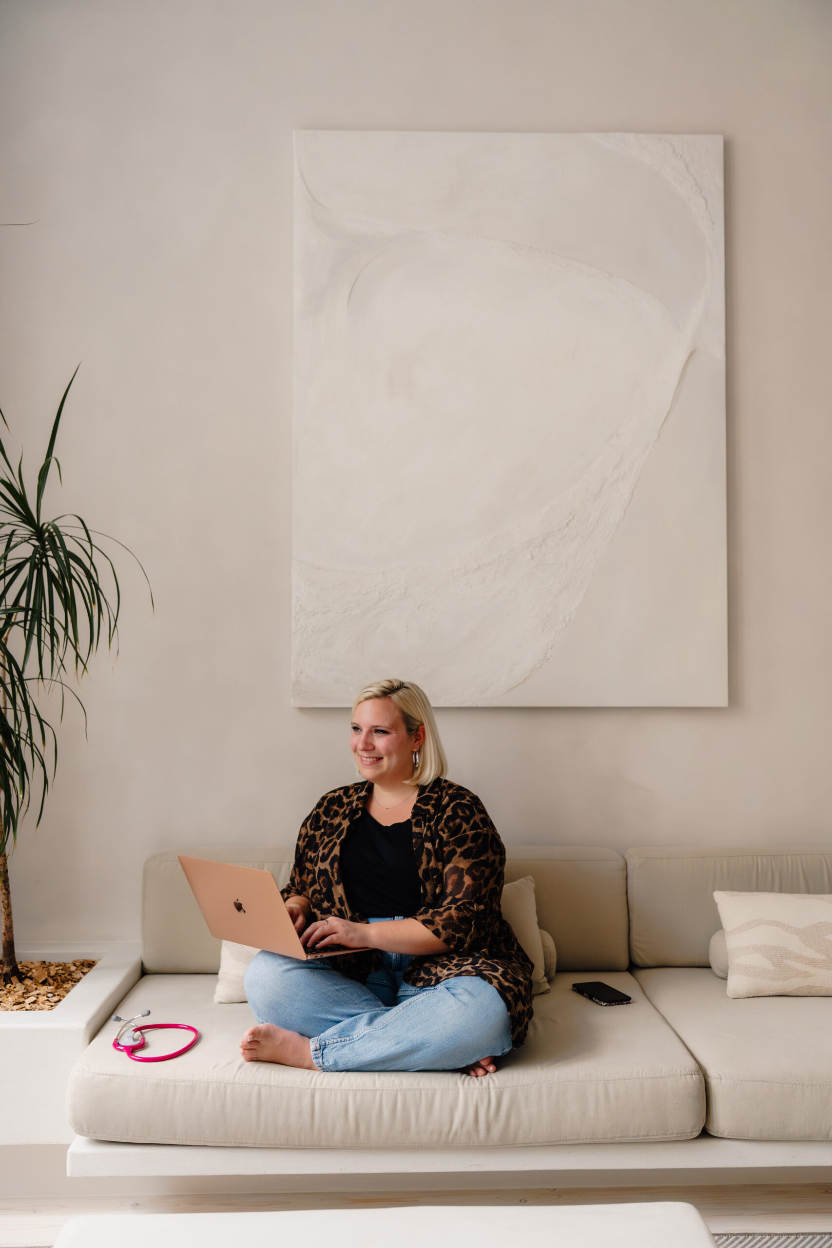 Laura van LOSH Consultancy aan het werk – praktijkstructuur begeleiden in de zorgsector