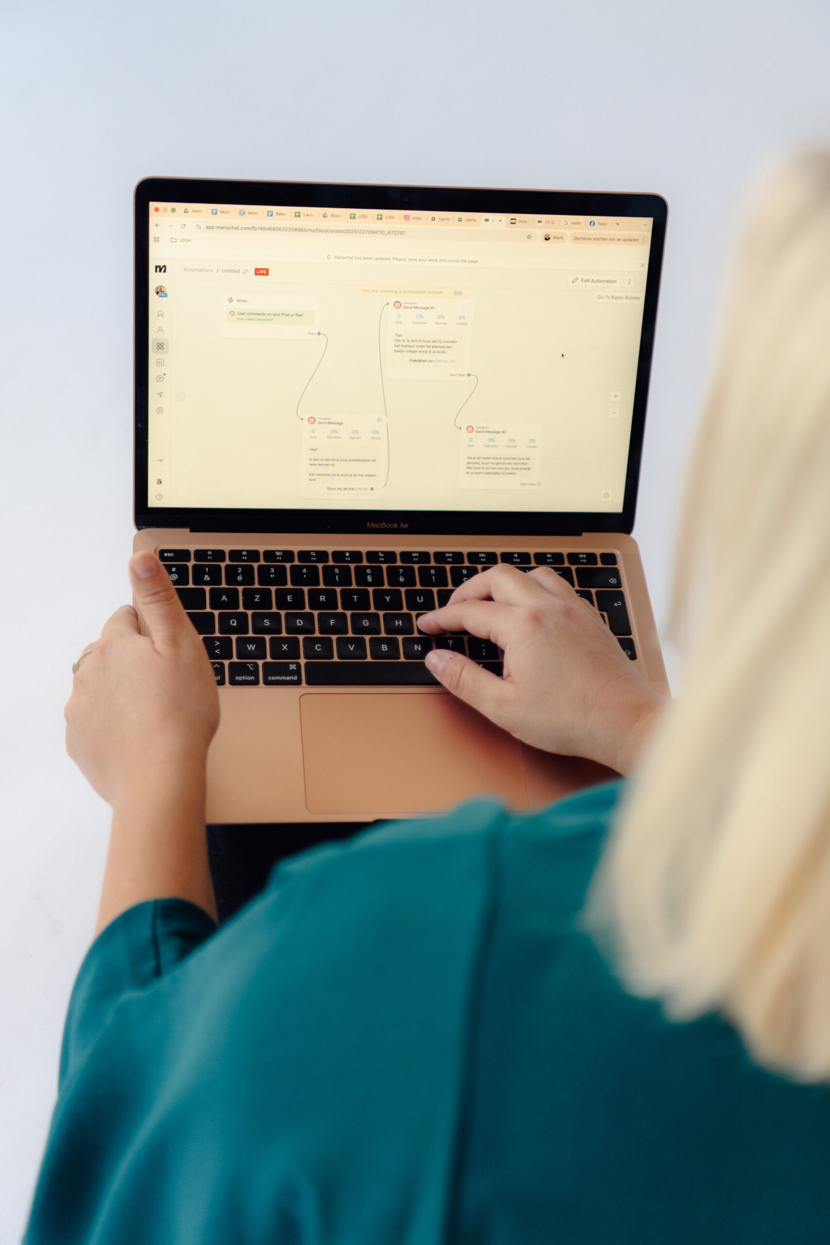 Laura bouwt een automatisatieflow voor een tandartspraktijk